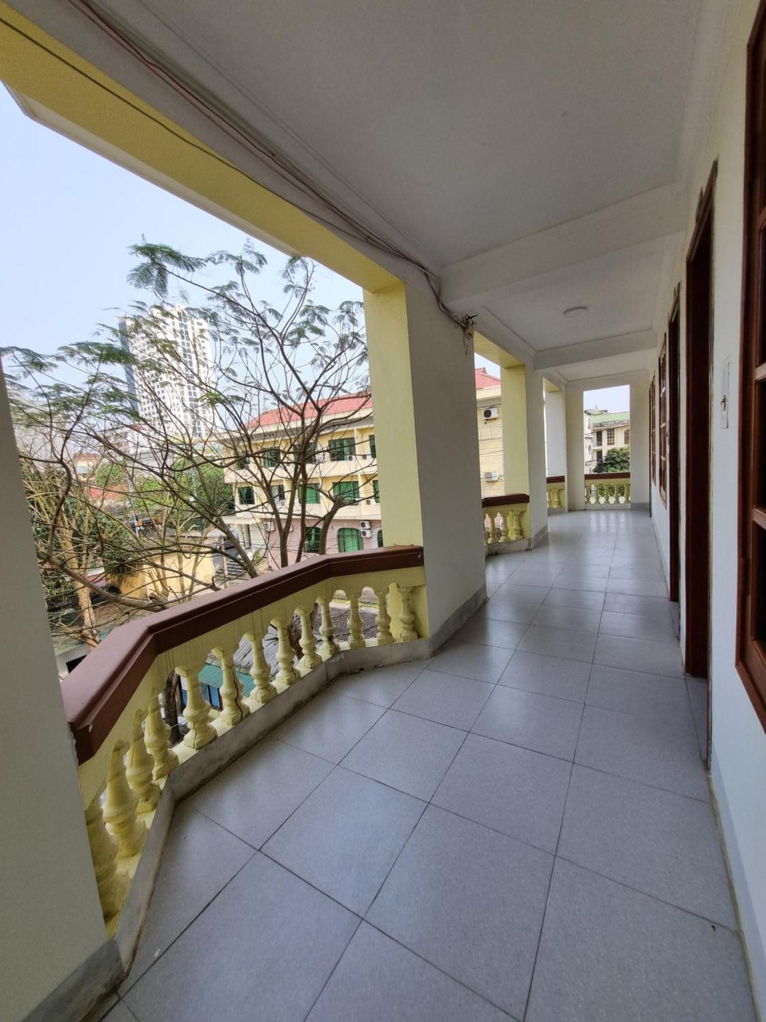 Hotel Khach San Vien Dong Cửa Lò Exterior foto